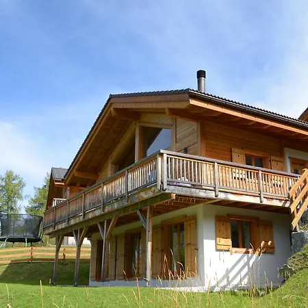 Chalet Lawrence - Four Bedroom Chalet *