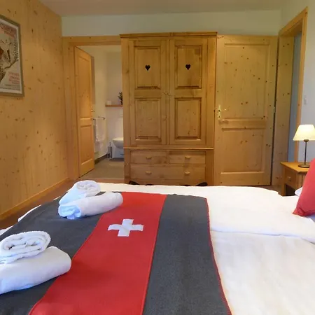 Chalet Lawrence - Four Bedroom *